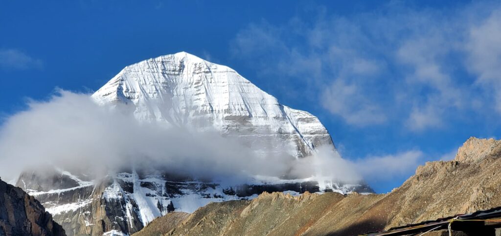 Mt Kailash Tour | Best Route to Reach Mount Kailash from Kathmandu