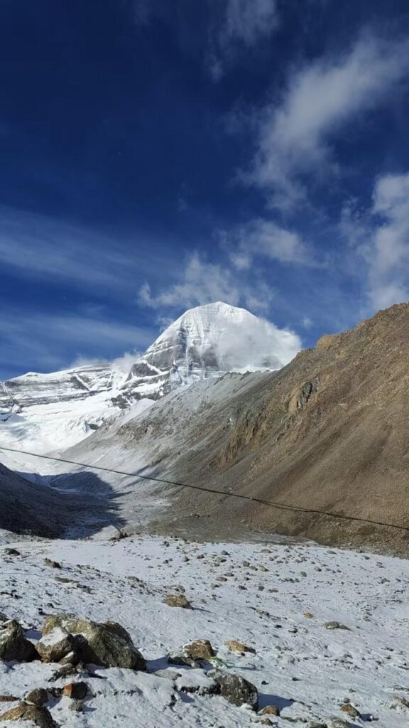 Mt Kailash Group Joining Tour vs Private Tour