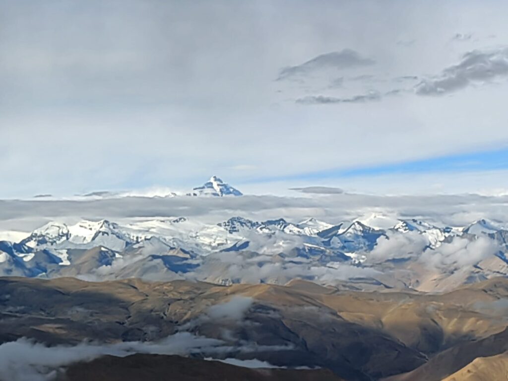 Everest Base Camp| Lhasa Tour 2027| 2028 © Tashi Delek Nepal Treks & Expeditions