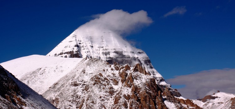 Kailash Manasarovar Yatra Helicopter Tour – 14 Days