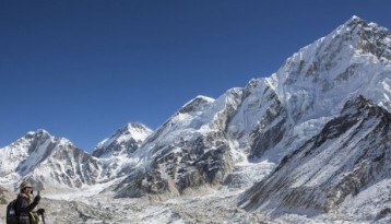 Tingri to Everest Base Camp – 15 Days