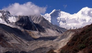 East and North Face of Everest Trek (Khangsung Valley) – 21 Days