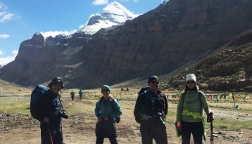 Kailash Pilgrimage with a Combo Lhasa Tour – 14 Days